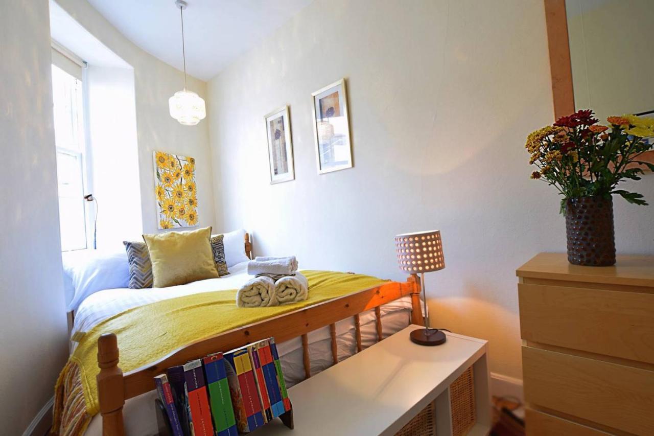 Joivy Bright Flat With Workspace In New Town EDI Eksteriør billede